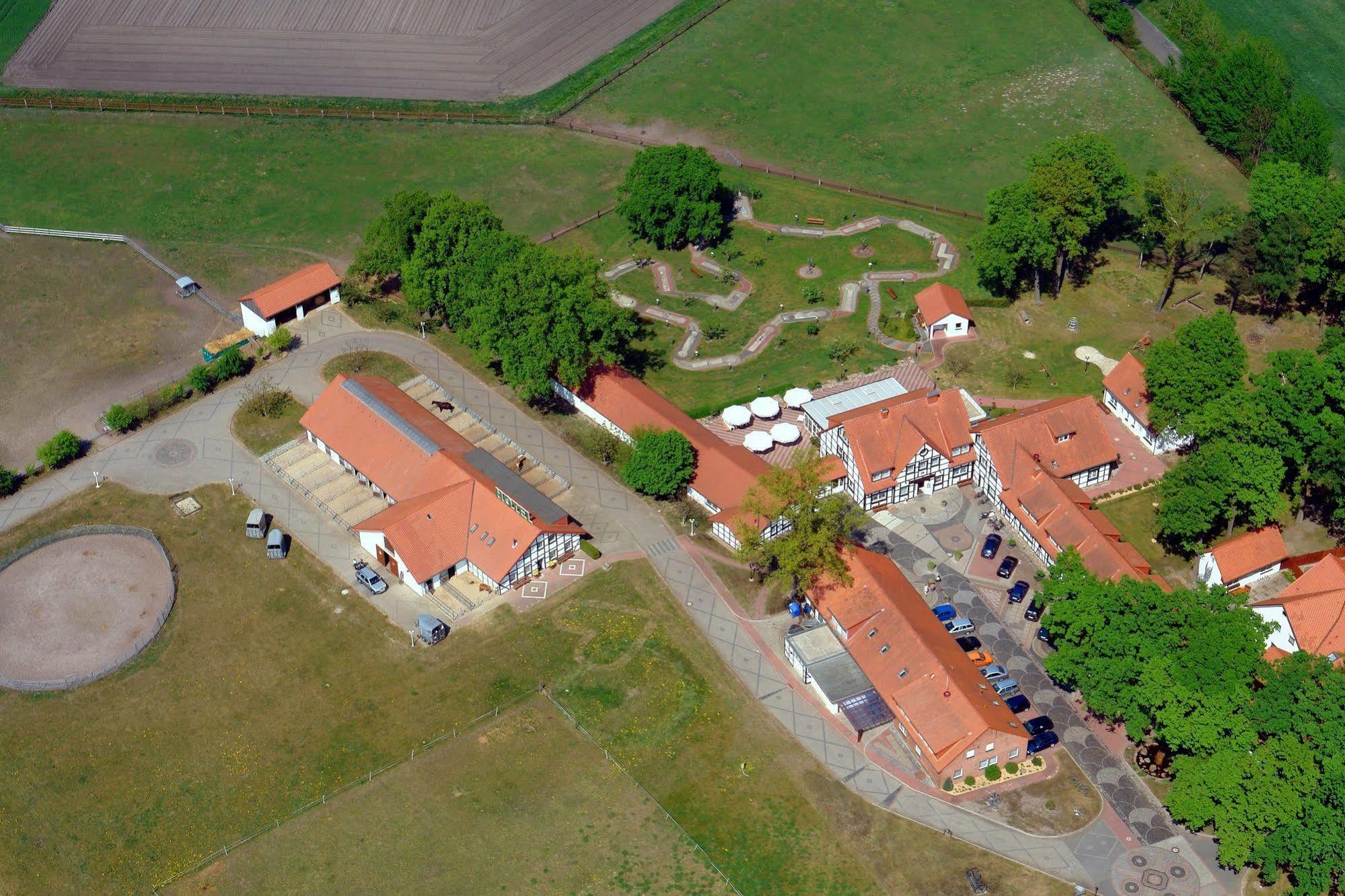 Landhotel Baumanns Hof Kirchdorf  Exteriör bild